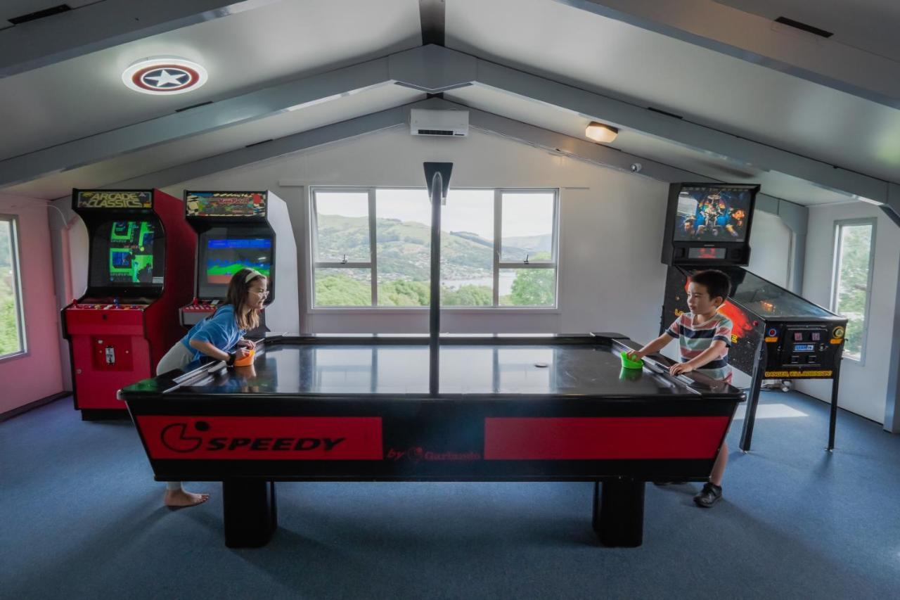 Akaroa Top 10 Holiday Park Exterior photo